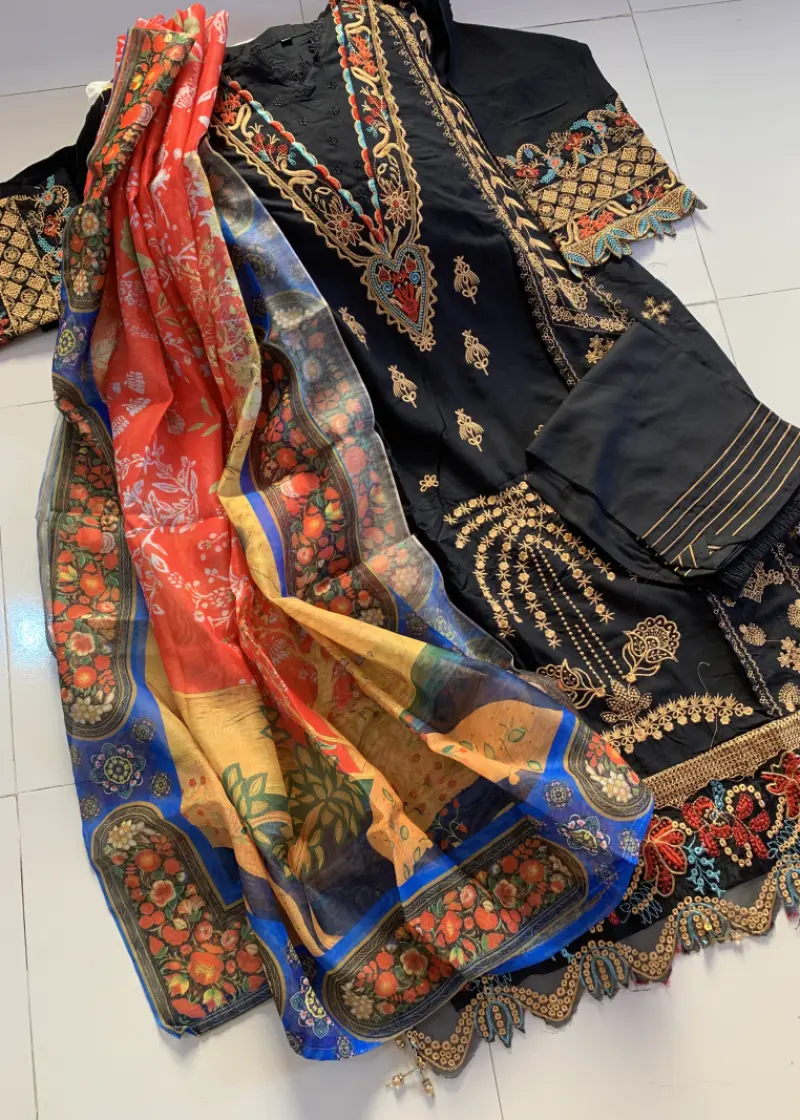 প্রিমিয়াম ব্ল্যাক রেডি ড্রেস